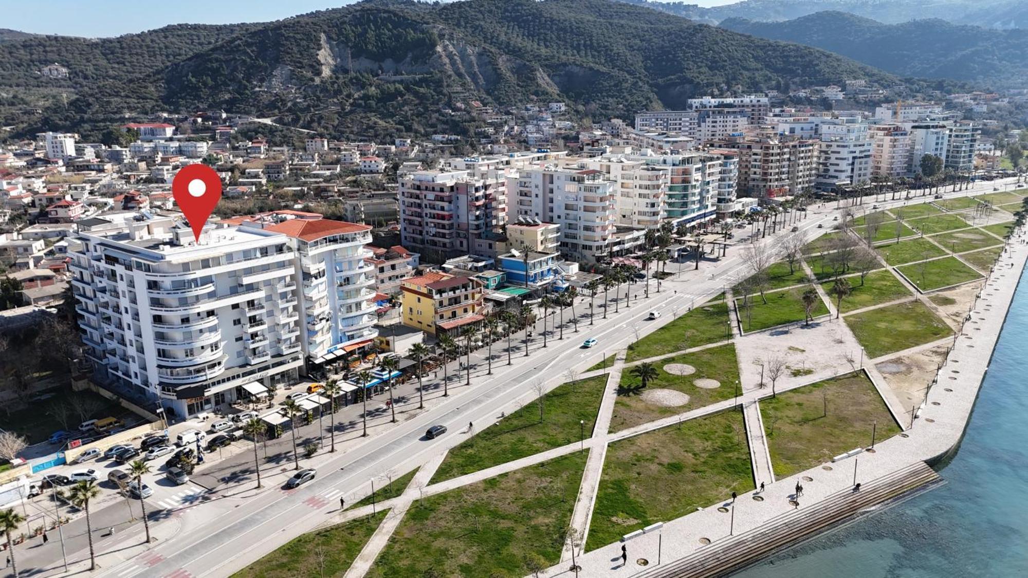 Seascape Apartments Vlore Bagian luar foto